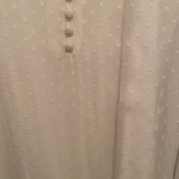 NWT White House Black Market Beautiful white dress - sheer fabric with lining - Picture 6 of 6